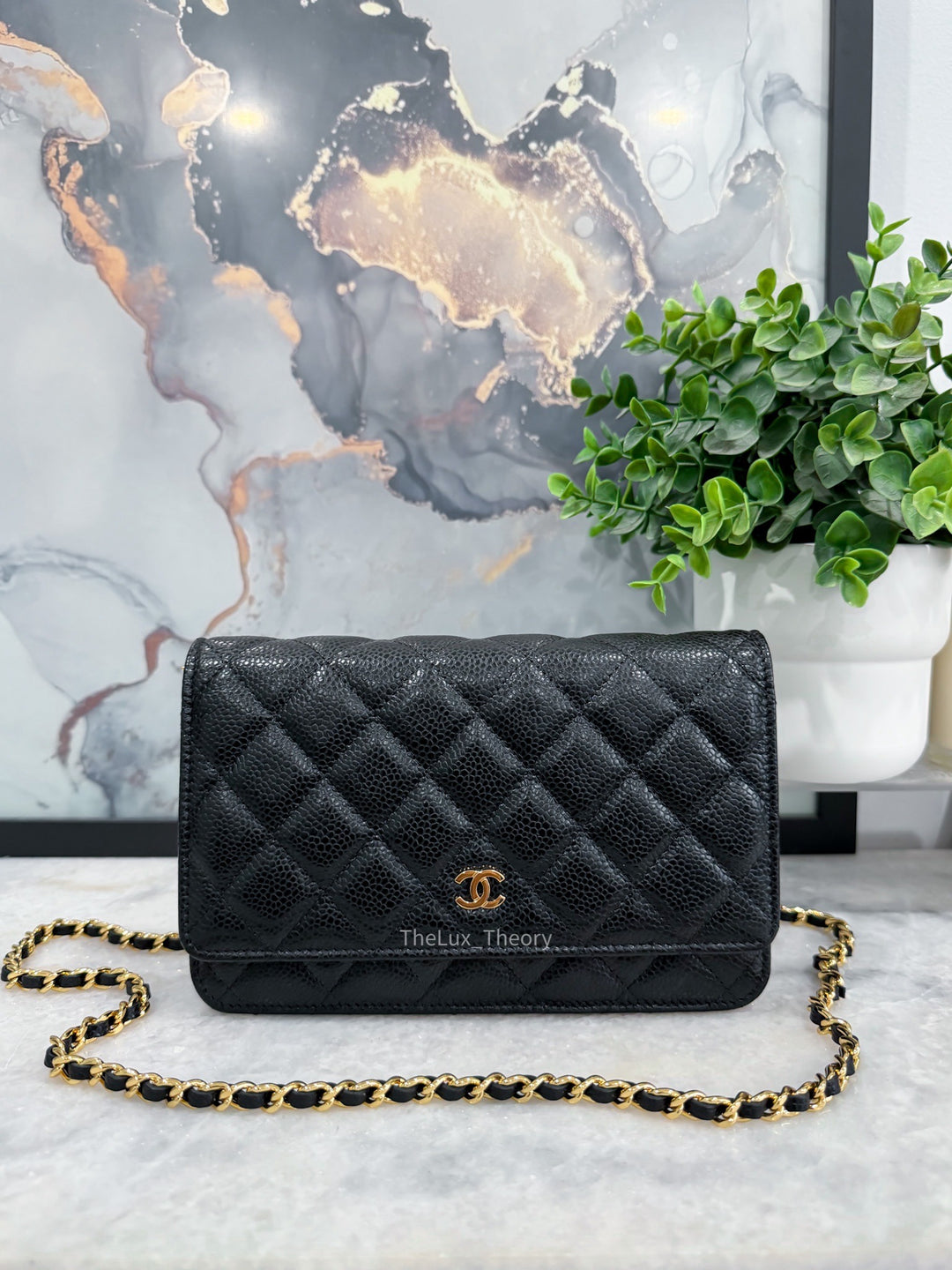 CLASSIC BLACK WALLET ON CHAIN CAVIAR GOLD HARDWARE 2021