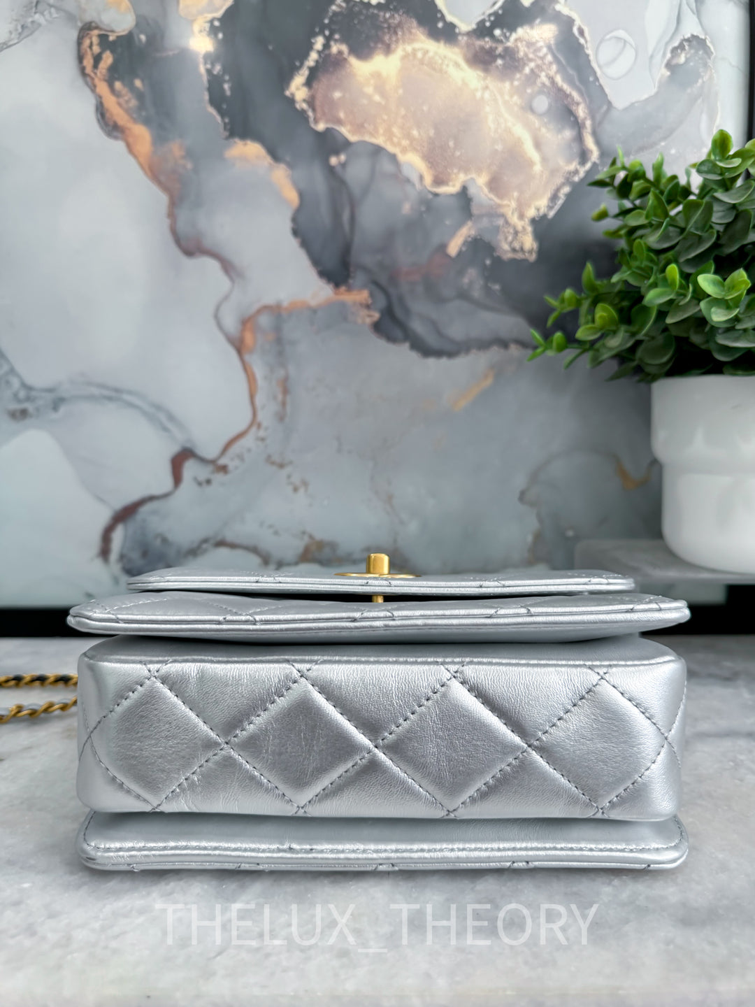 23P SILVER TOP HANDLE FLAP BAG AGED GOLD HARDWARE