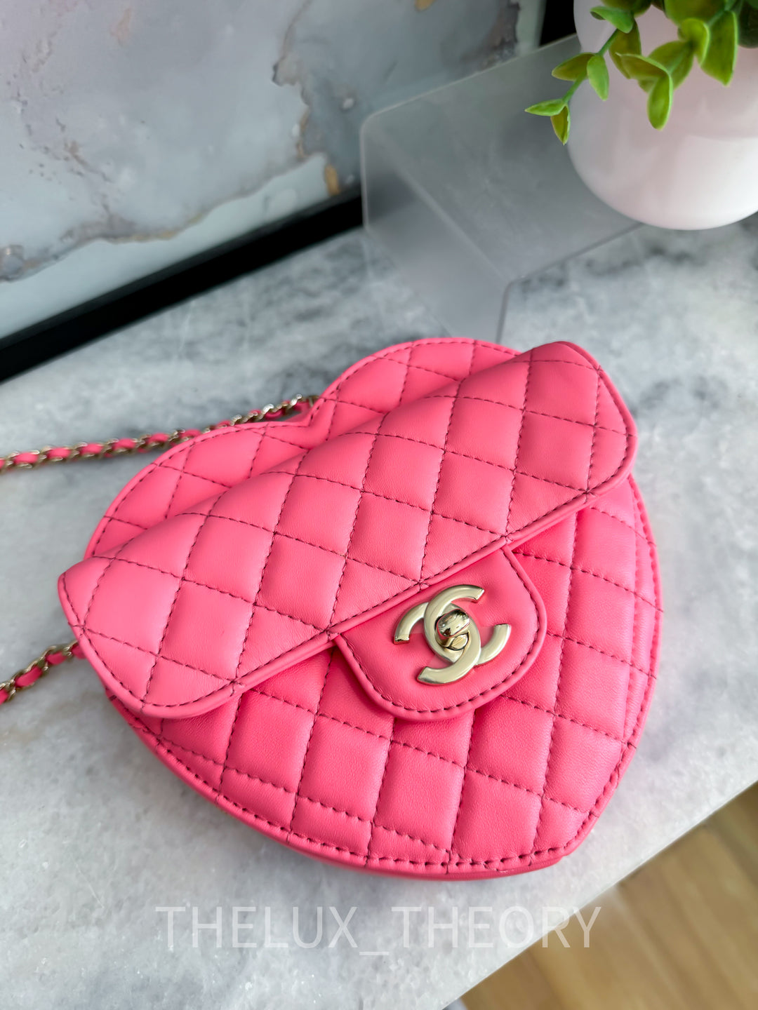 22S PINK CC IN LOVE LARGE HEART