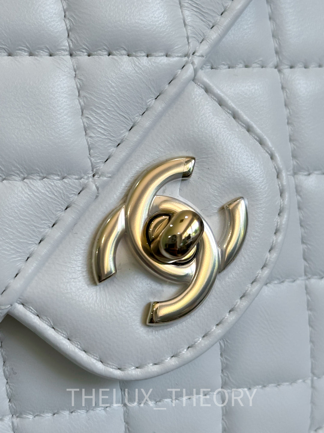 22S WHITE CC IN LOVE LARGE HEART LAMBSKIN LIGHT GOLD HARDWARE