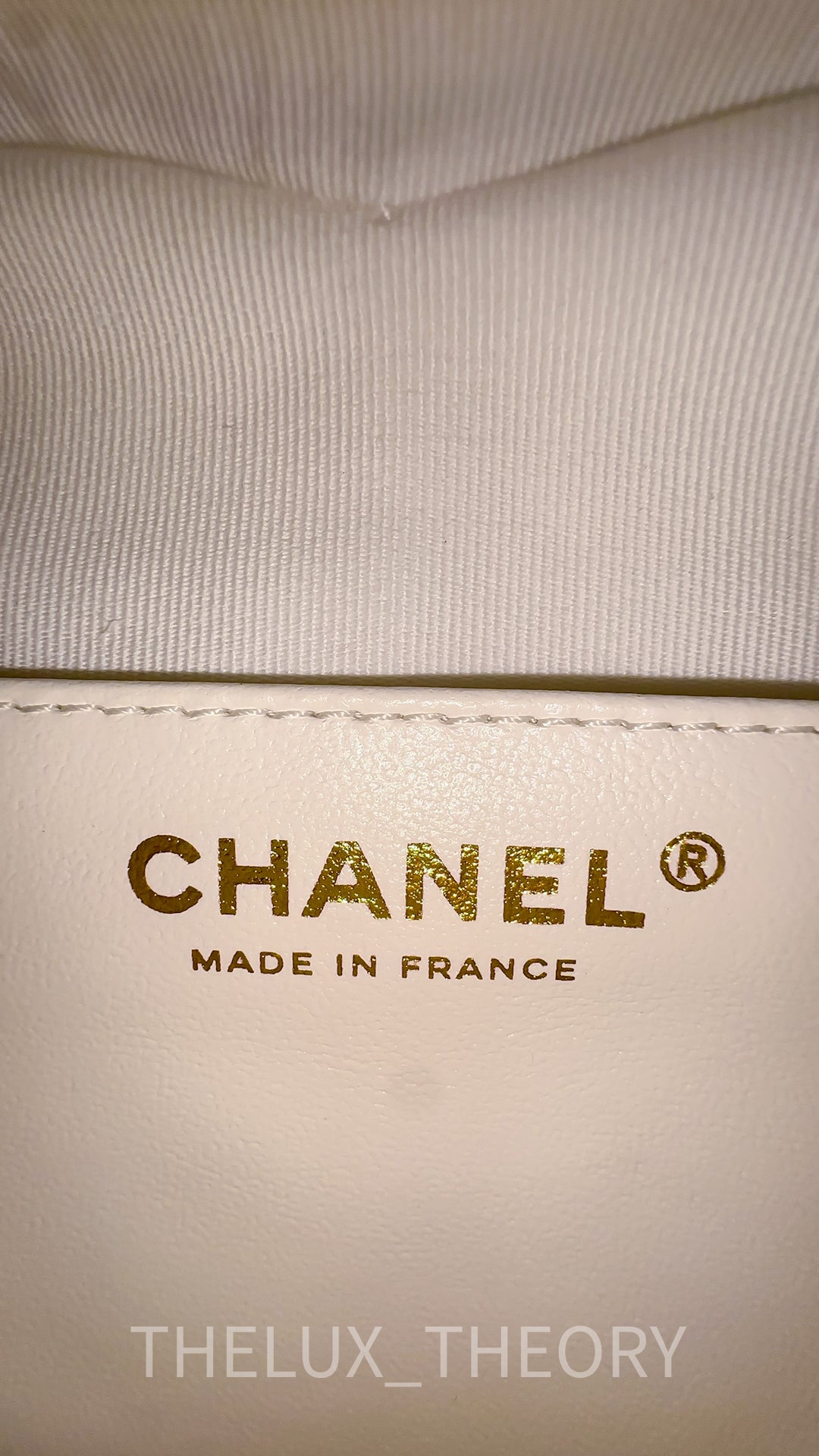 22S WHITE CC IN LOVE LARGE HEART LAMBSKIN LIGHT GOLD HARDWARE