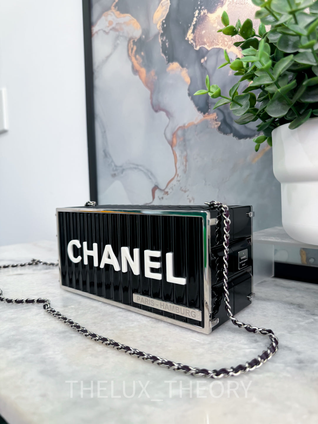 CC BLACK AND WHITE LUCITE PARIS-HAMBURG SHIPPING CONTAINER MINIAUDIERE 2018