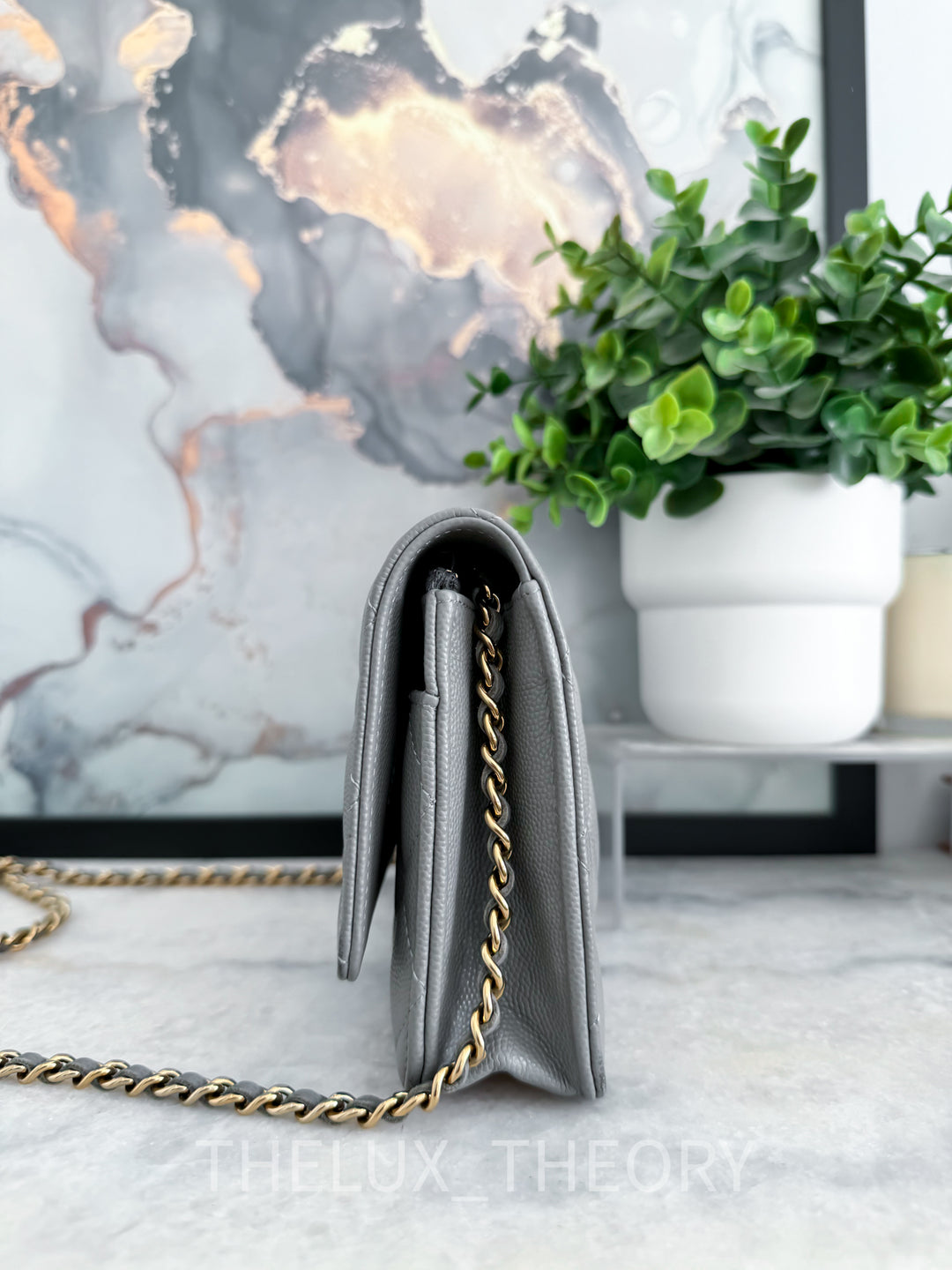 22B GREY WALLET ON CHAIN CAVIAR LIGHT GOLD HARDWARE