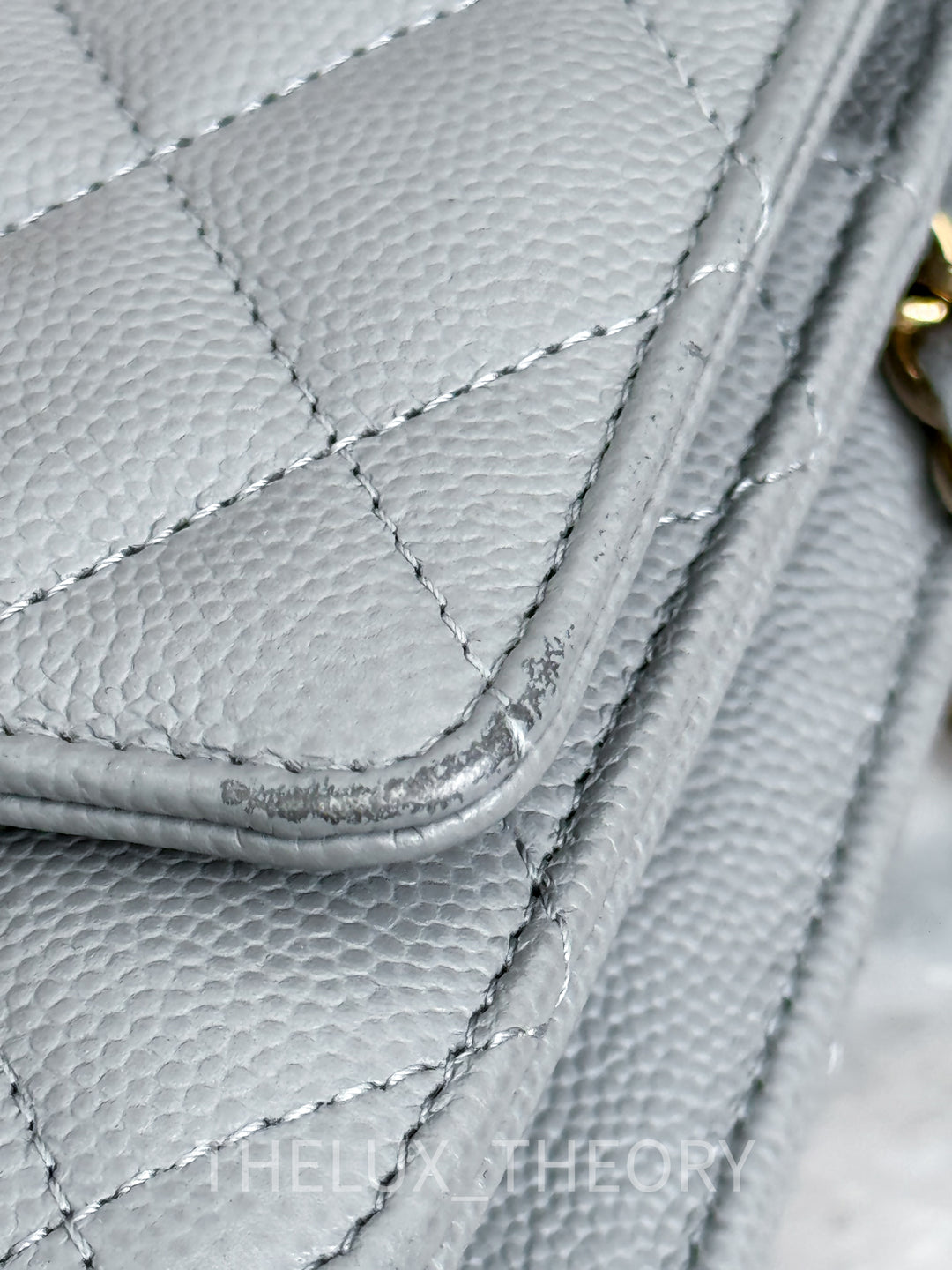 22B GREY WALLET ON CHAIN CAVIAR LIGHT GOLD HARDWARE