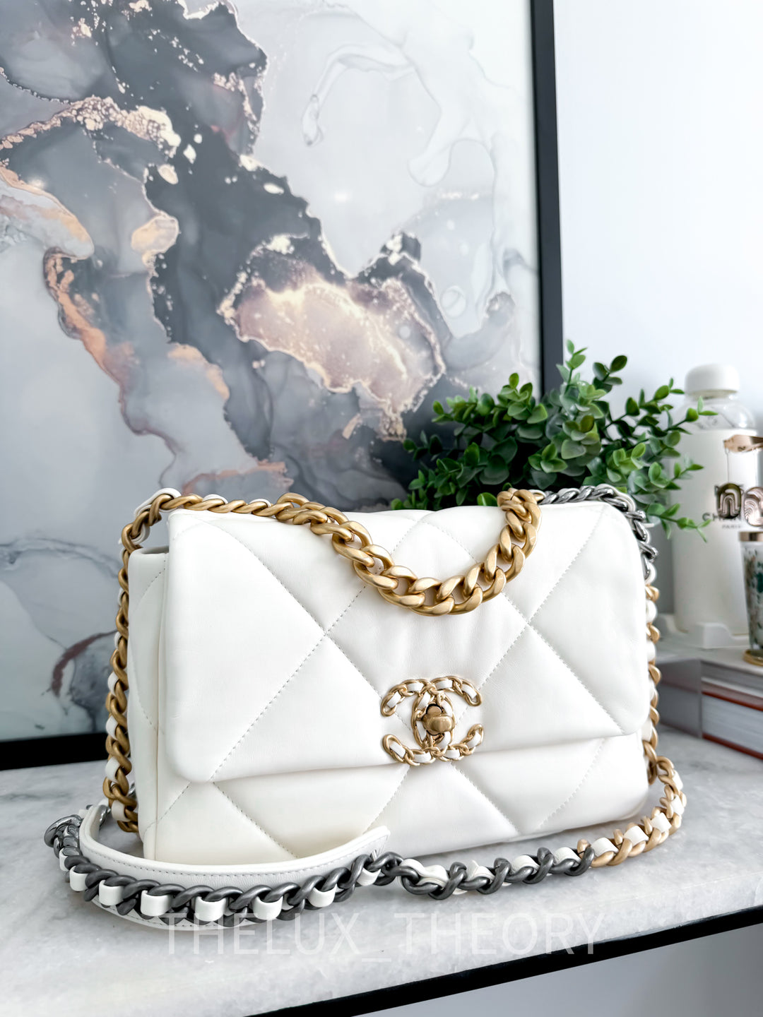 22C LIGHT BEIGE (CREAMY WHITE) 19 SMALL FLAP BAG LAMBSKIN AGED GOLD HARDWARE