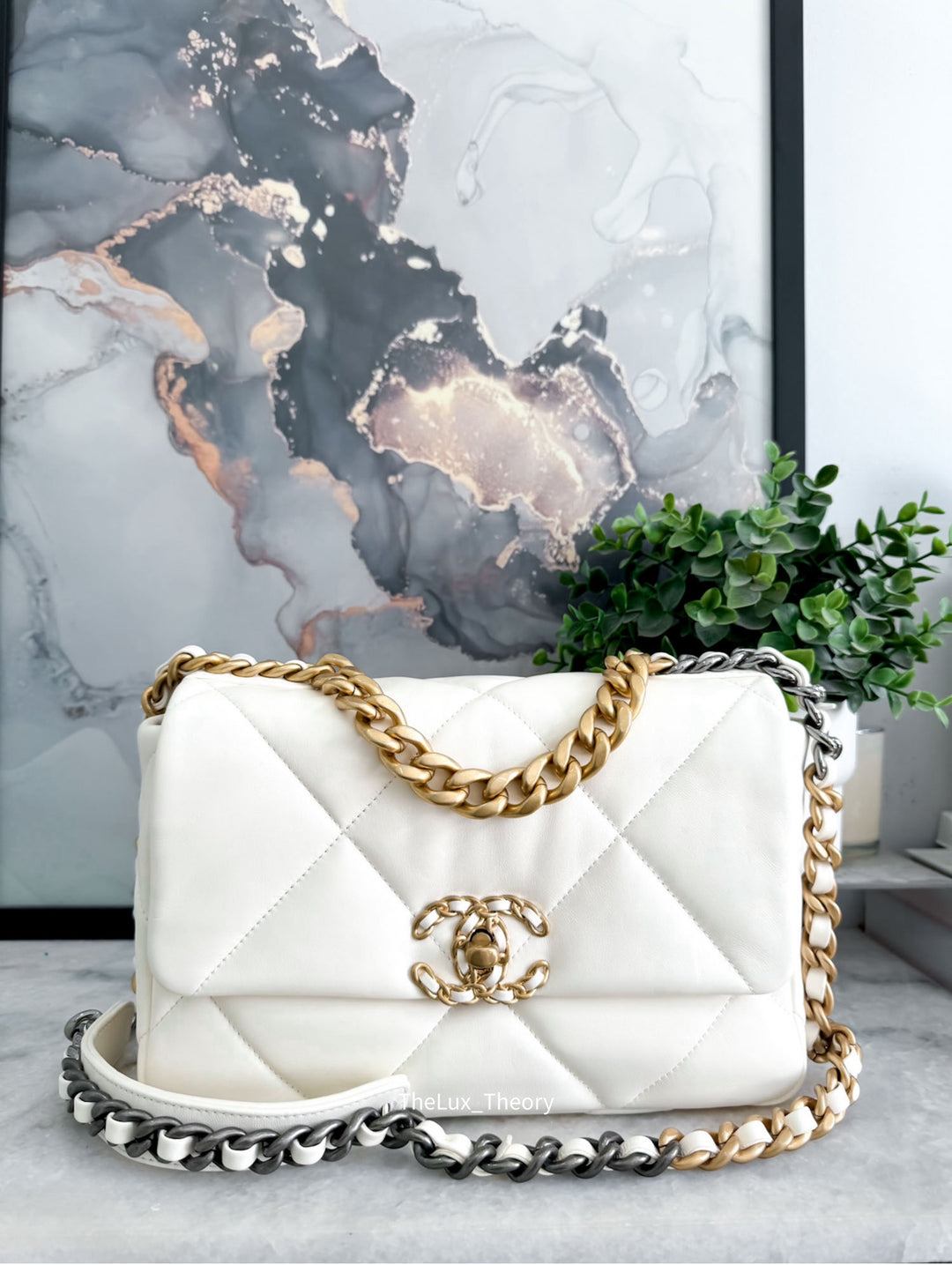 22C LIGHT BEIGE (CREAMY WHITE) 19 SMALL FLAP BAG LAMBSKIN AGED GOLD HARDWARE