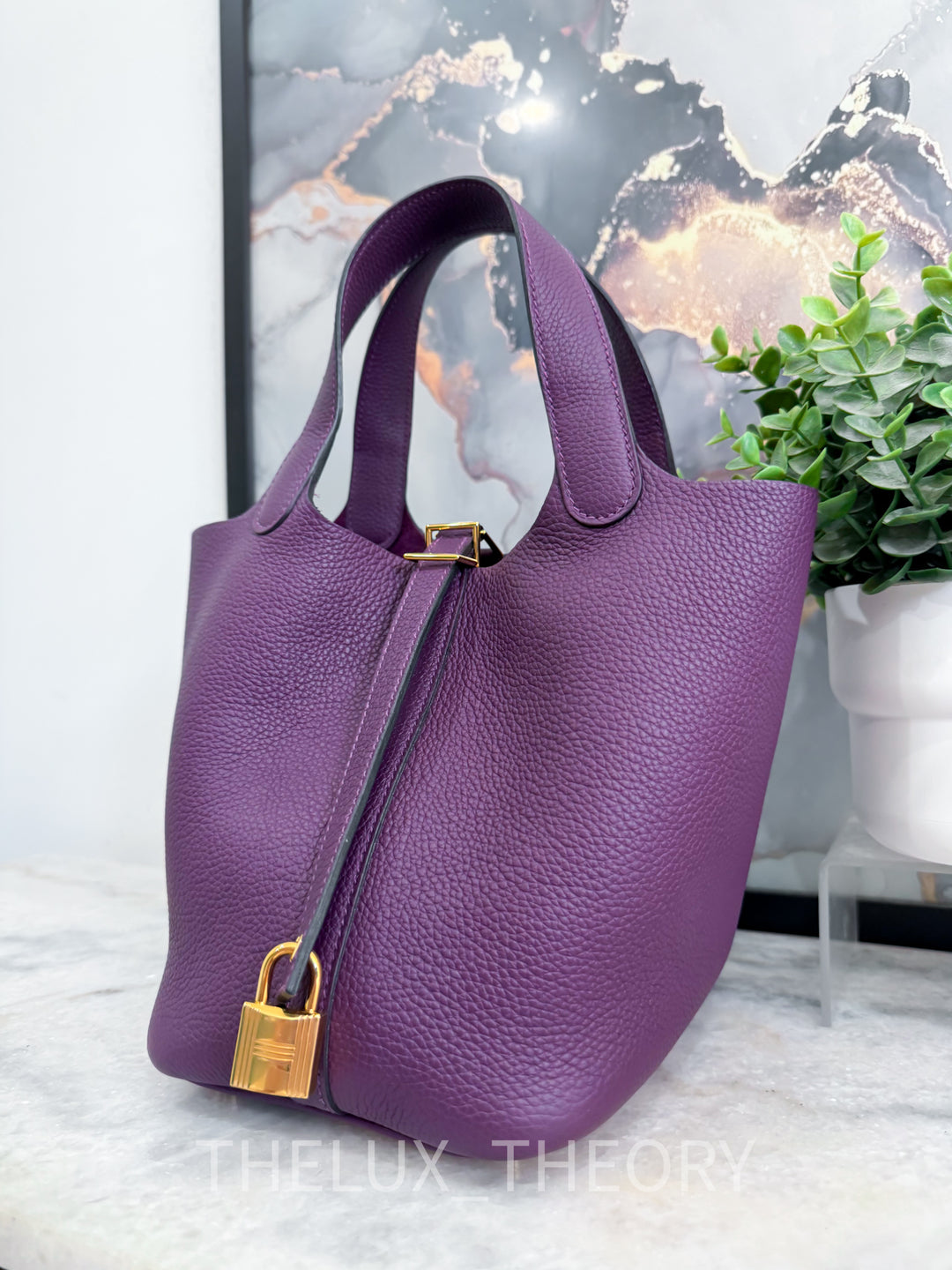 H PICOTIN 18 CASSIS MAURICE LEATHER GOLD HARDWARE (U 2022)