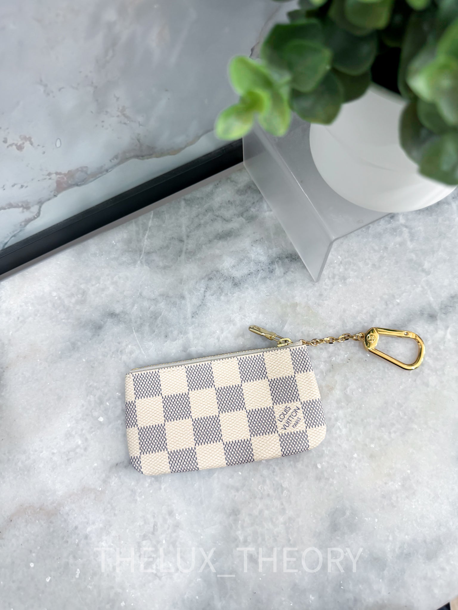 Small Leather Goods – THE LUX THEORY