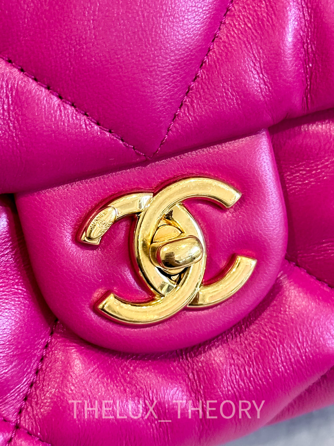 22B FUCHSIA FLAP BAG (AS3498)