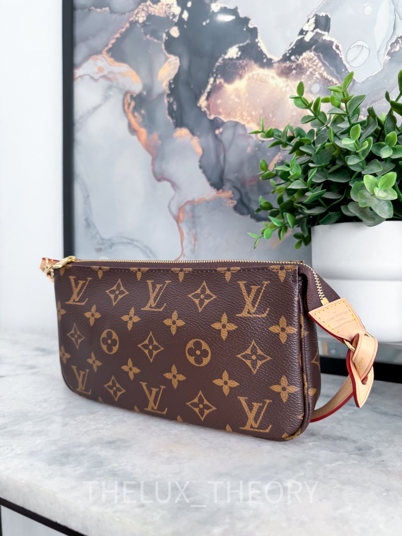 Small Leather Goods – THE LUX THEORY