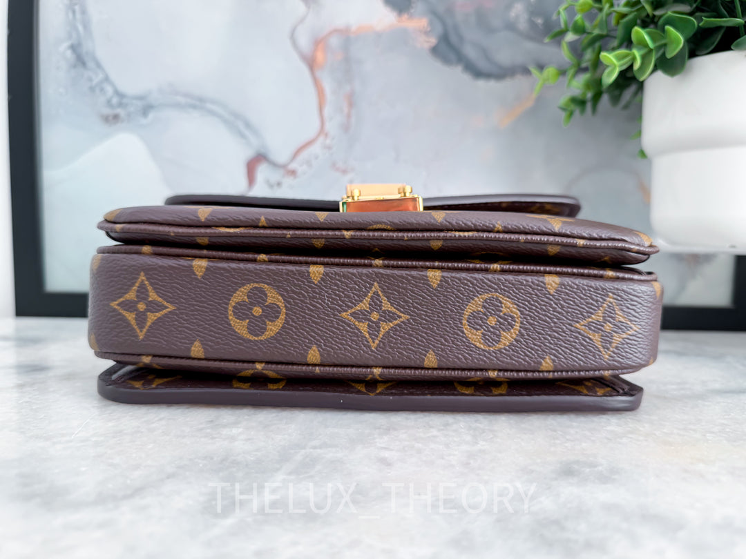 POCHETTE METIS EAST WEST MNG 2022