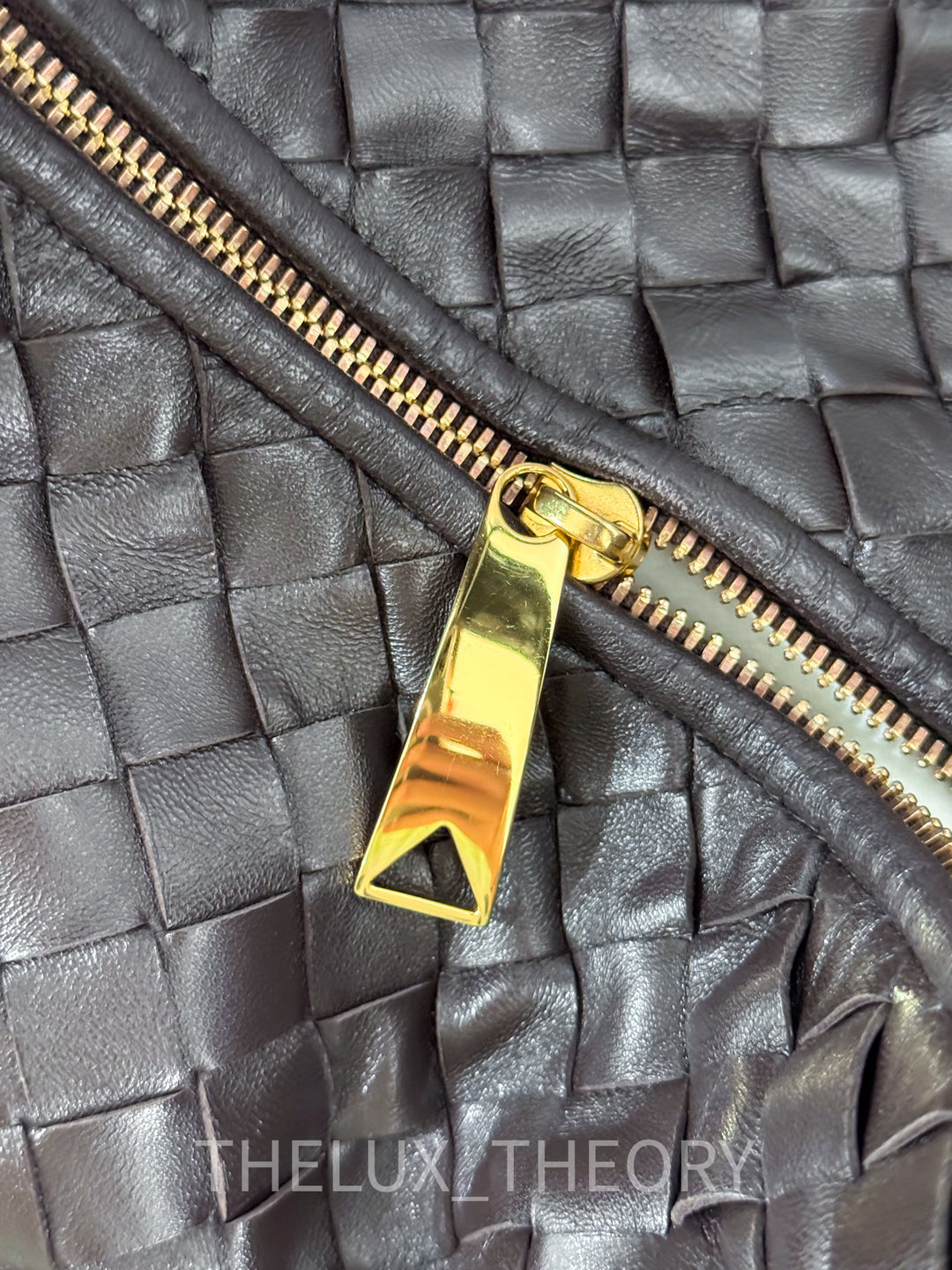 BOTTEGA VENETA JODIE CLASSIC SIZE FONDANT GOLD HARDWARE 2024