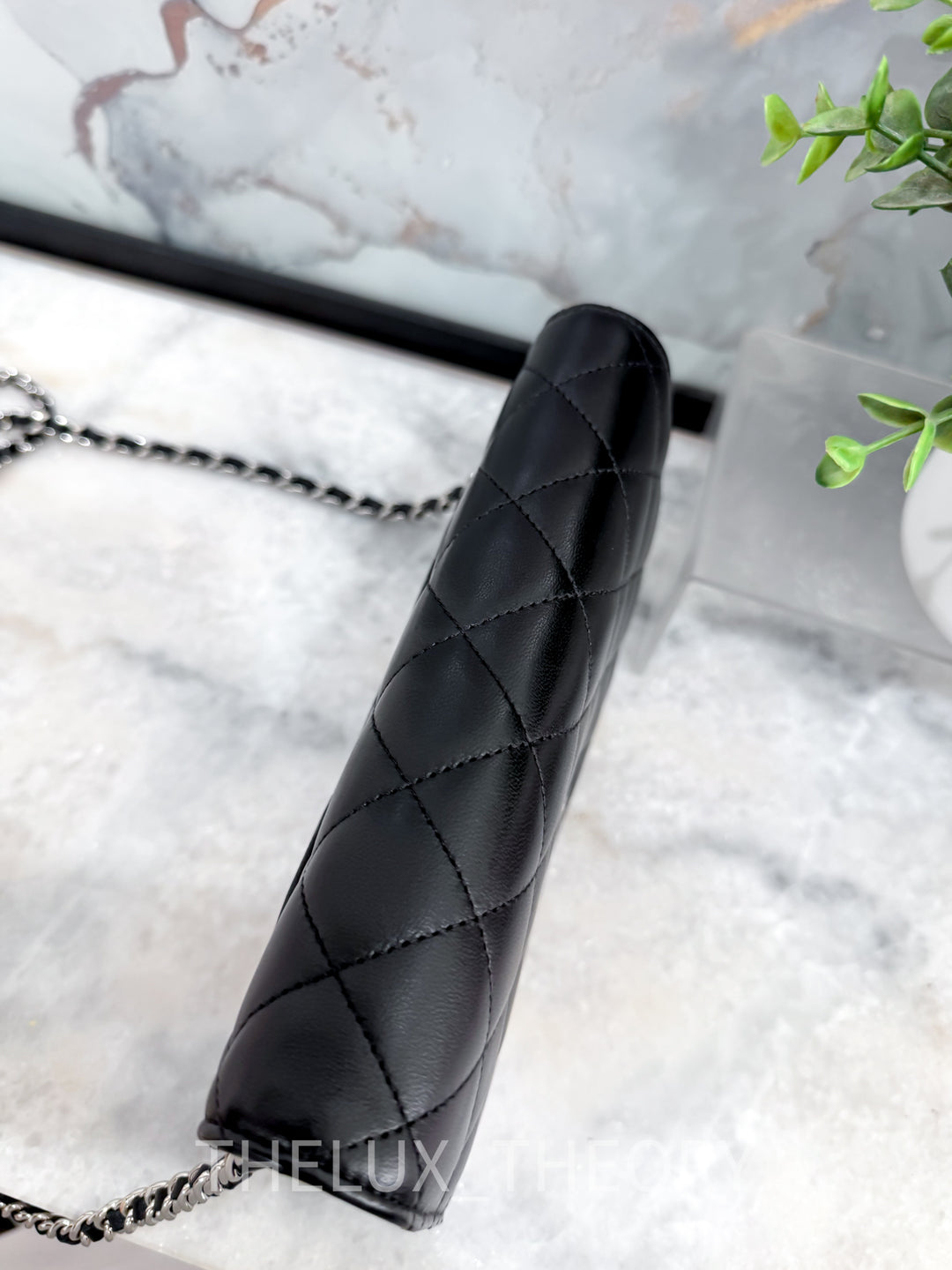 CC CLASSIC BLACK WALLET ON CHAIN LAMBSKIN SILVER HARDWARE SERIES 18