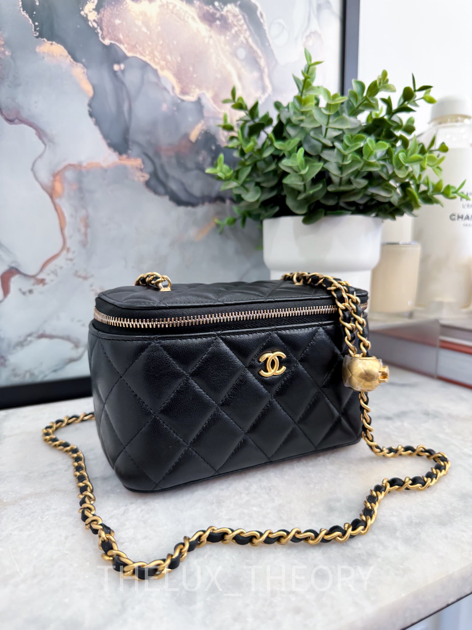 Small Leather Goods – THE LUX THEORY