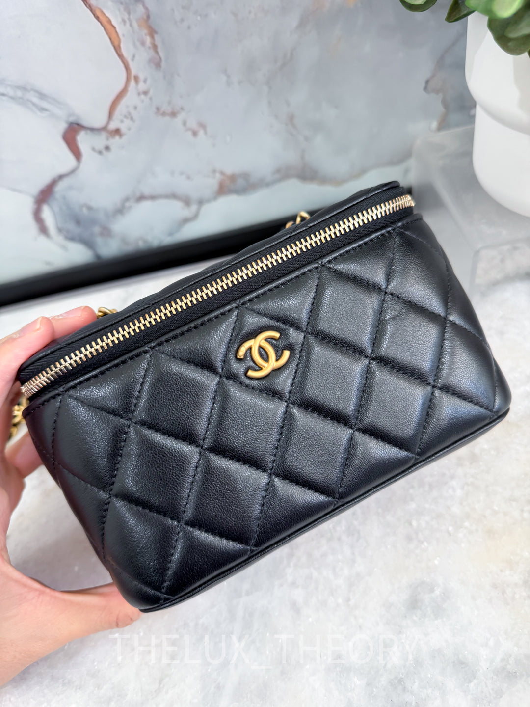 24K BLACK PEARL CRUSH VANITY LAMBSKIN AGED GOLD HARDWARE