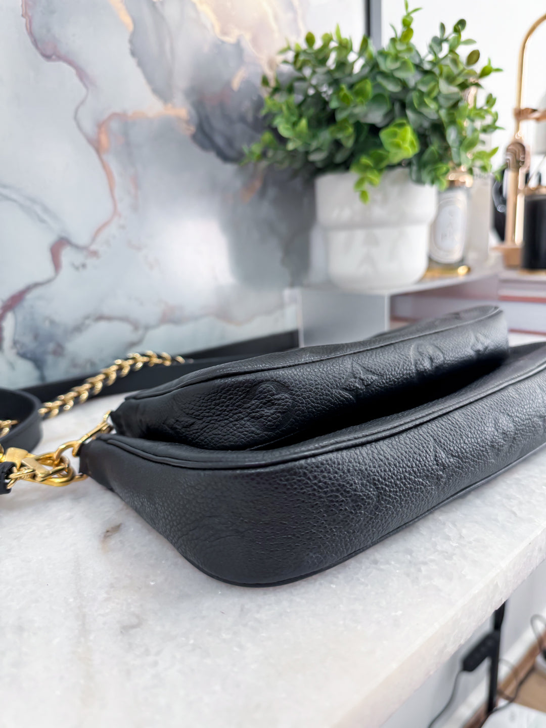 L.V MULTI POCHETTE ACCESSORIES BLACK MONOGRAM EMPREINTE GHW