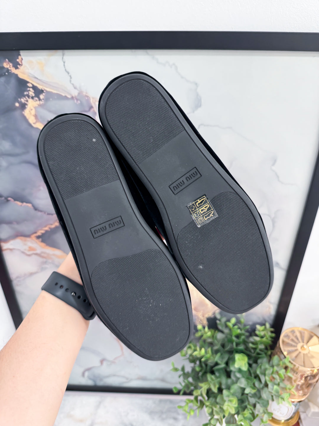 MIU MIU VELVET SLIP ON LOAFER (36.5)