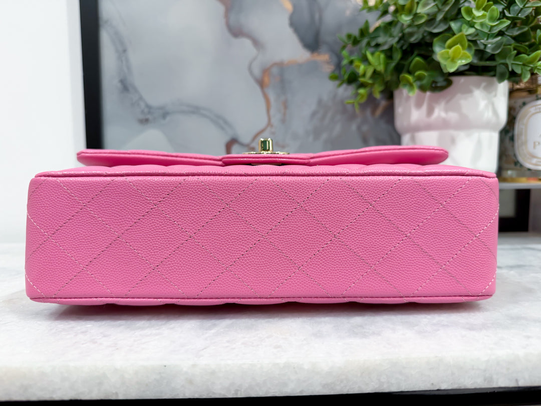 21P BUBBLEGUM PINK MEDIUM CLASSIC DOUBLE FLAP CAVIAR LIGHT GOLD HARDWARE