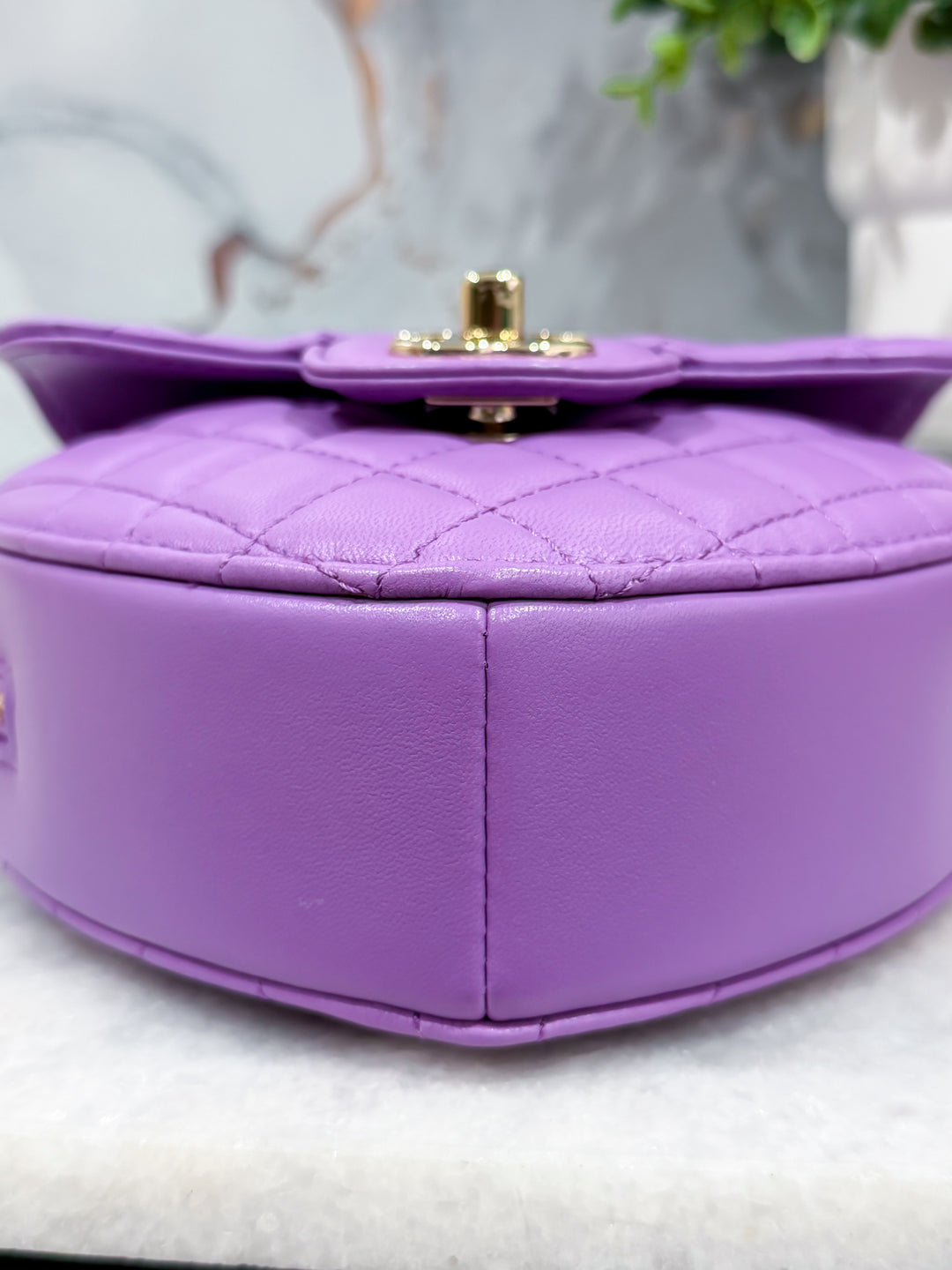 22S PURPLE CC IN LOVE LARGE HEART BAG LAMBSKIN LIGHT GOLD HARDWARE