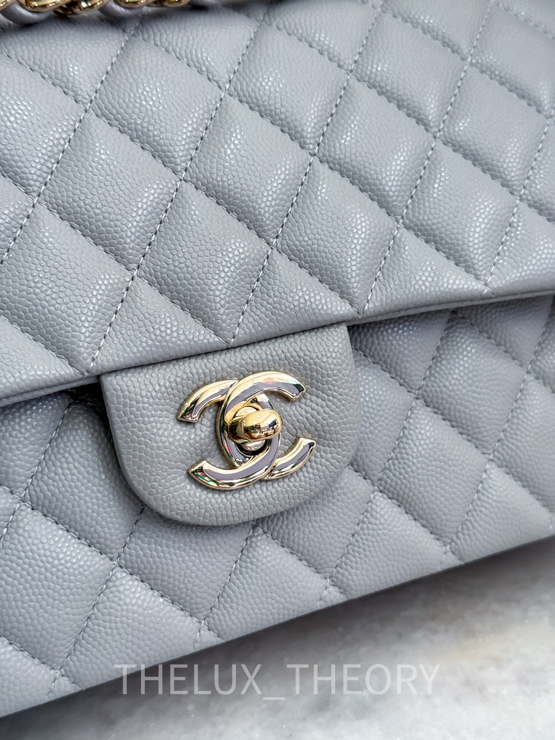 21A DOVE GREY MEDIUM CLASSIC DOUBLE FLAP CAVIAR LIGHT GOLD HARDWARE