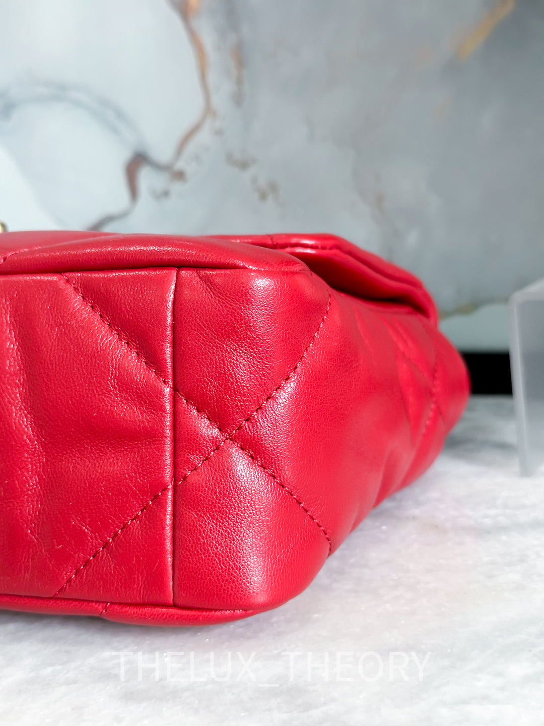 20B RED SMALL 19 FLAP BAG GOAT SKIN AGED GOLD HARDWARE