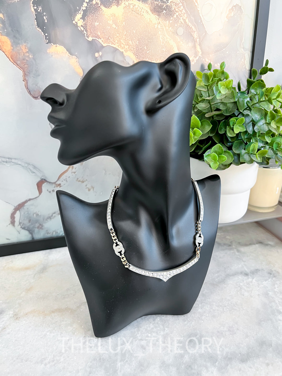 21B METAL AND DIAMANTÉS NECKLACE