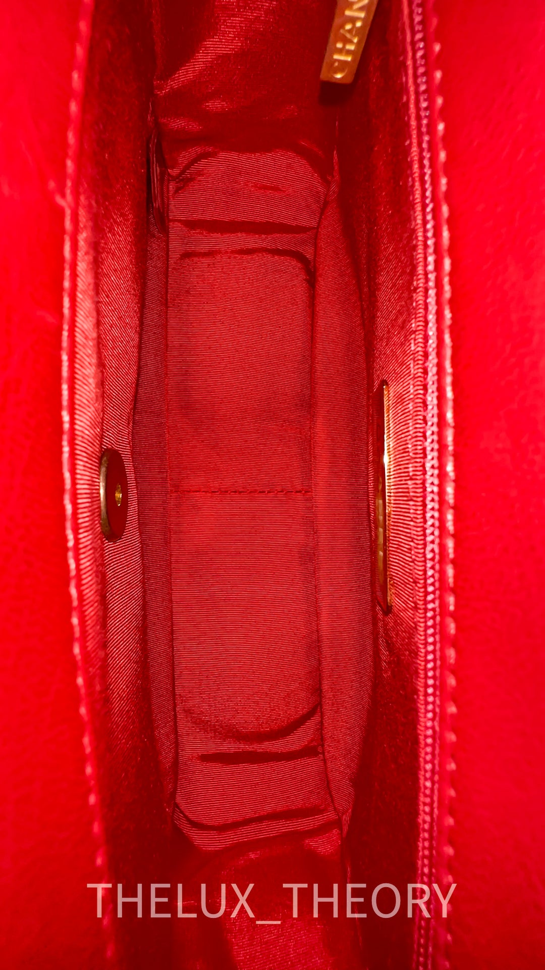 20B RED SMALL 19 FLAP BAG GOAT SKIN AGED GOLD HARDWARE